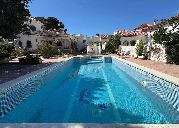 Meddays Dos Torres Villa *